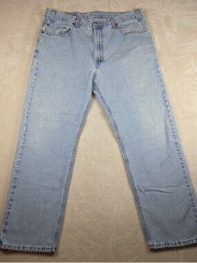 Vintage 1995 Levi’s 505 Regular Fit Straight Leg Jeans 38x30– Light Wash – Men’s
